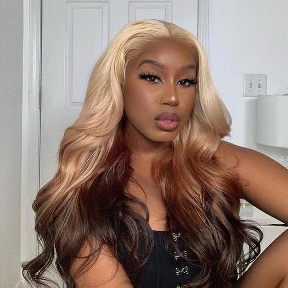 OneMore Ombre Blonde Human Hair Wigs Body Wave 13x4 Lace Front Wig 200% Pre Plucked Glueless Honey Blonde Wig - Image 4
